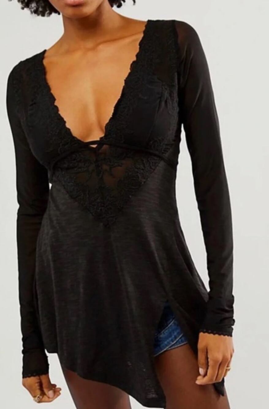 042 NWT Free People Rendezvous Top | Black Combo | Medium